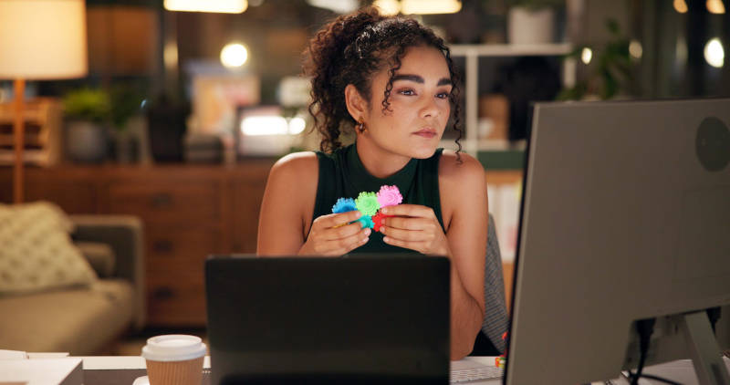 A young woman experiencing ADHD or anxiety symptoms.